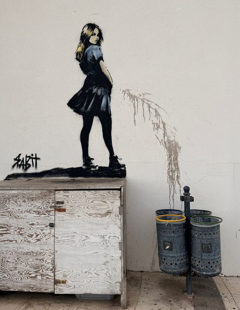 Pissing girl by Rabit, Ragusa, Sicily, Italy